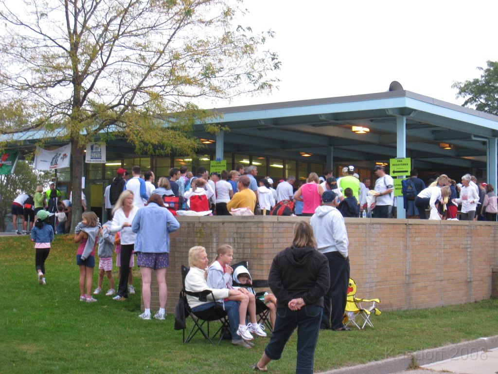 Kensington Challenge 15K 2008-09 010.jpg - The Kensington Challenge 15K September 27, 2008. Run in Kensington Metro Park outside of Milford Michigan. Cool and overcast day, great for a run around the lake.